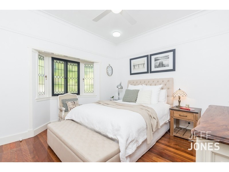 29 Dale Street, Coorparoo QLD 4151