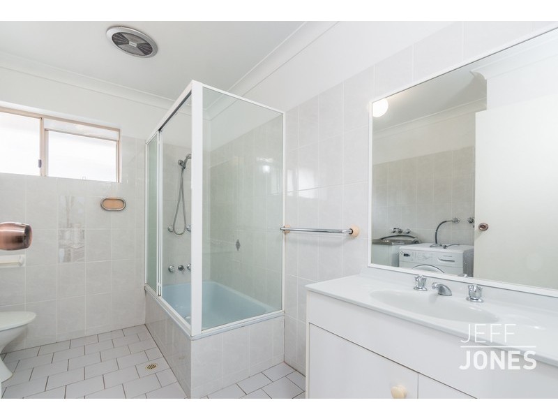 3/57 Nicklin Street, Coorparoo QLD 4151