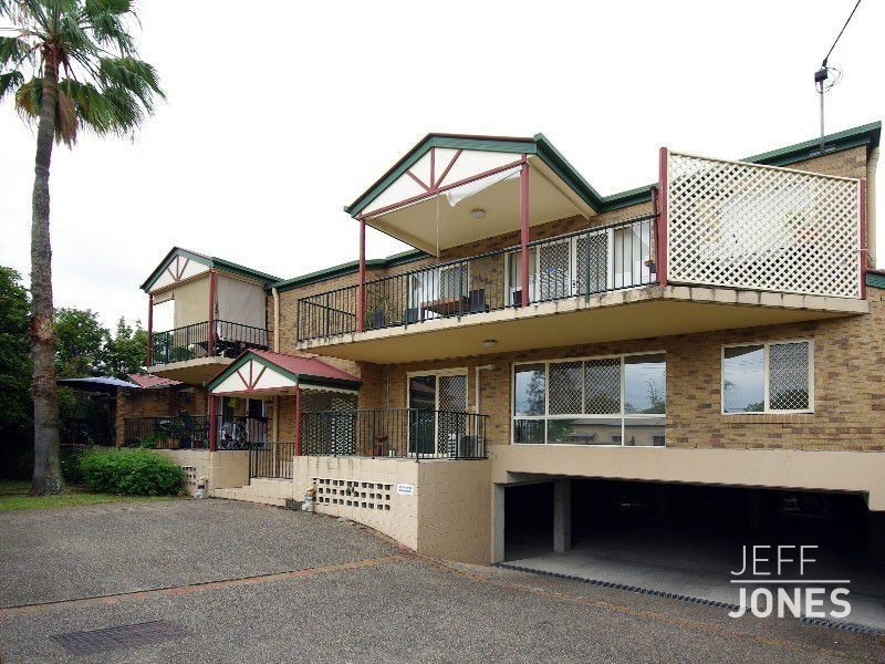 8/33 Lilly Street, Greenslopes QLD 4120