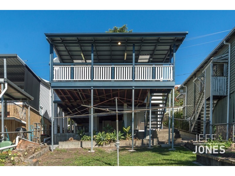 18 Gertrude Street, Highgate Hill QLD 4101