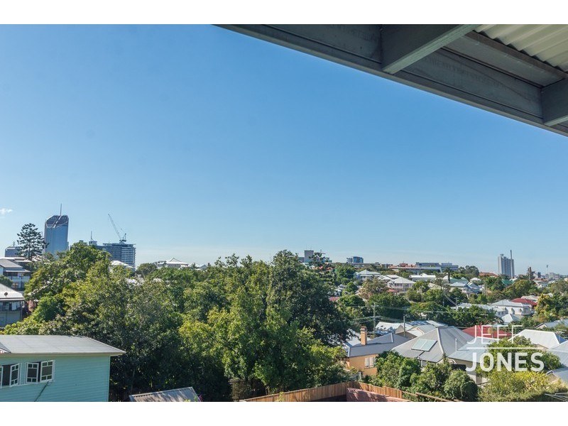 18 Gertrude Street, Highgate Hill QLD 4101