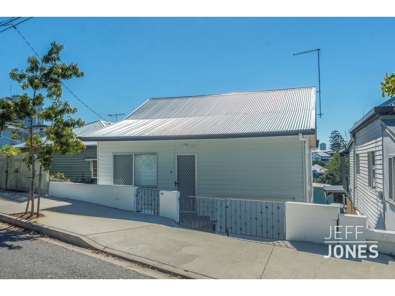 18 Gertrude Street, Highgate Hill QLD 4101