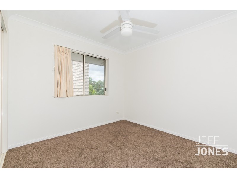 4/45 Macaulay Street, Coorparoo QLD 4151