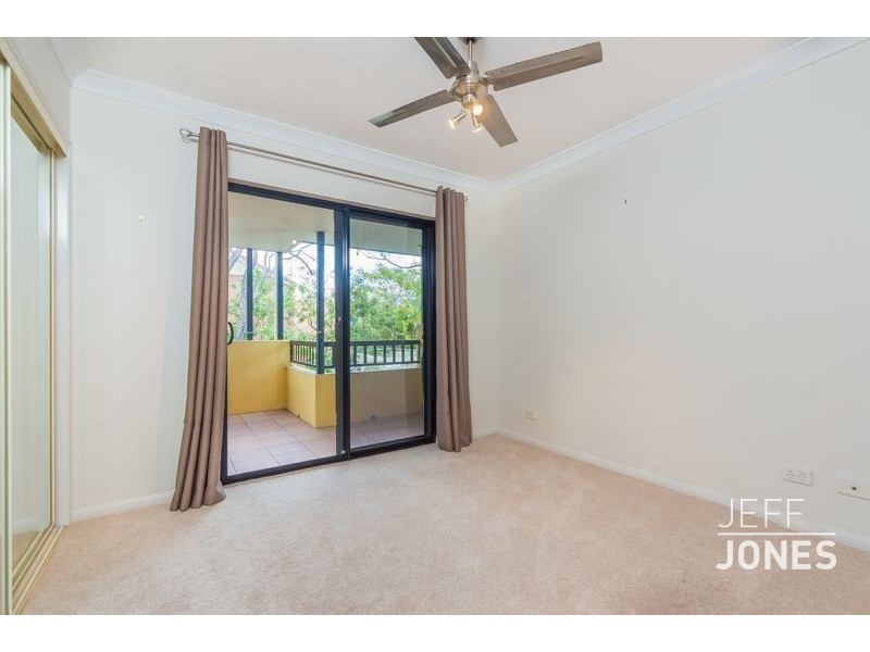 6/85 Victoria Terrace, Greenslopes QLD 4120