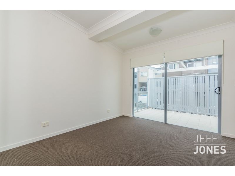 34/108 Nicholson Street, Greenslopes QLD 4120