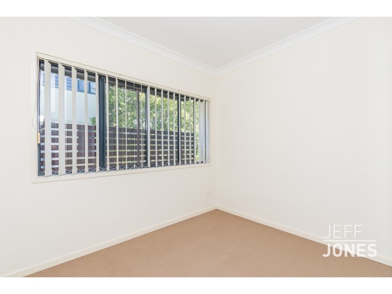 2/96 Marquis Street, Greenslopes QLD 4120