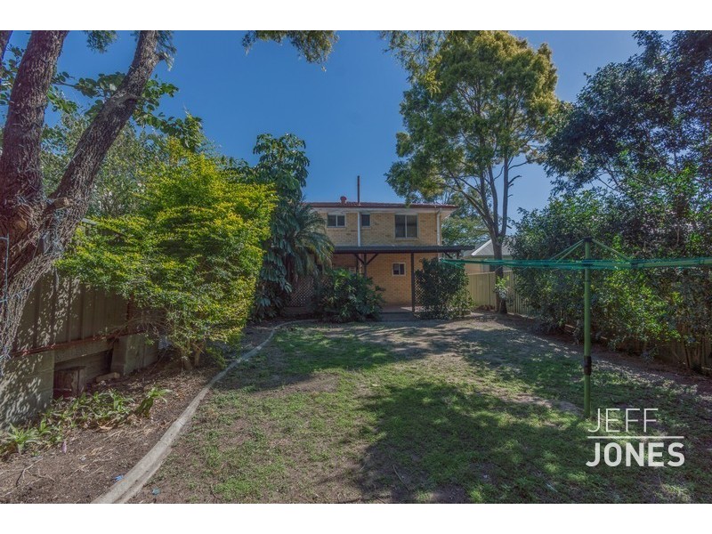 70 Capella Street, Coorparoo QLD 4151