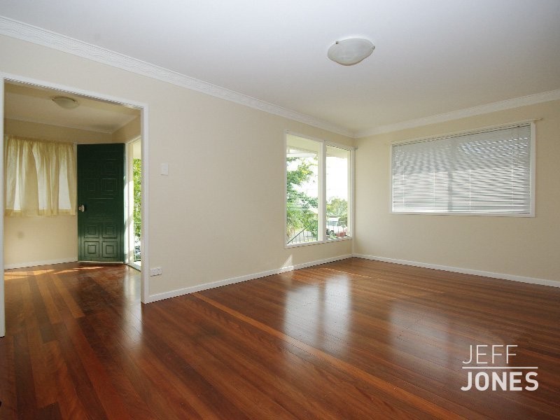 112 Nyleta Street, Coopers Plains QLD 4108