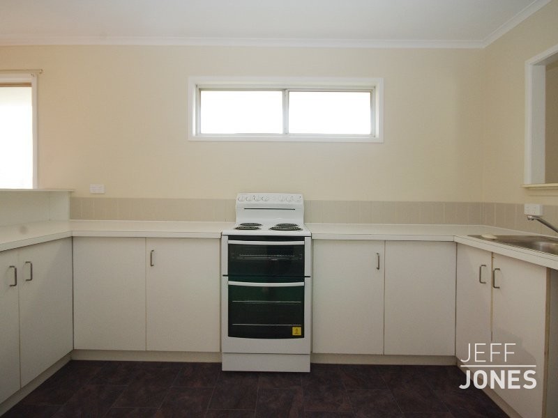 112 Nyleta Street, Coopers Plains QLD 4108