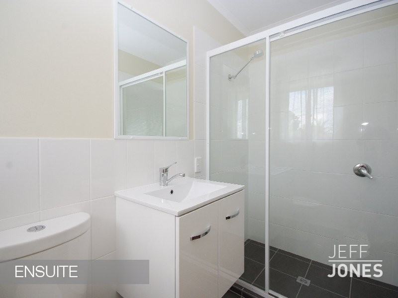 112 Nyleta Street, Coopers Plains QLD 4108