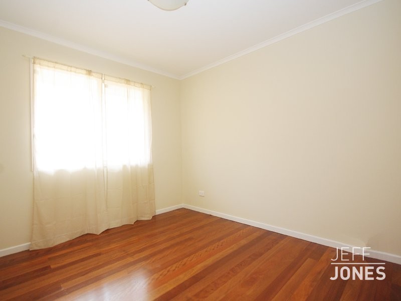112 Nyleta Street, Coopers Plains QLD 4108
