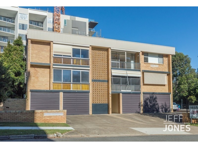 7/16 Regina Street, Greenslopes QLD 4120