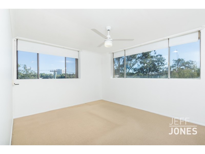 7/16 Regina Street, Greenslopes QLD 4120
