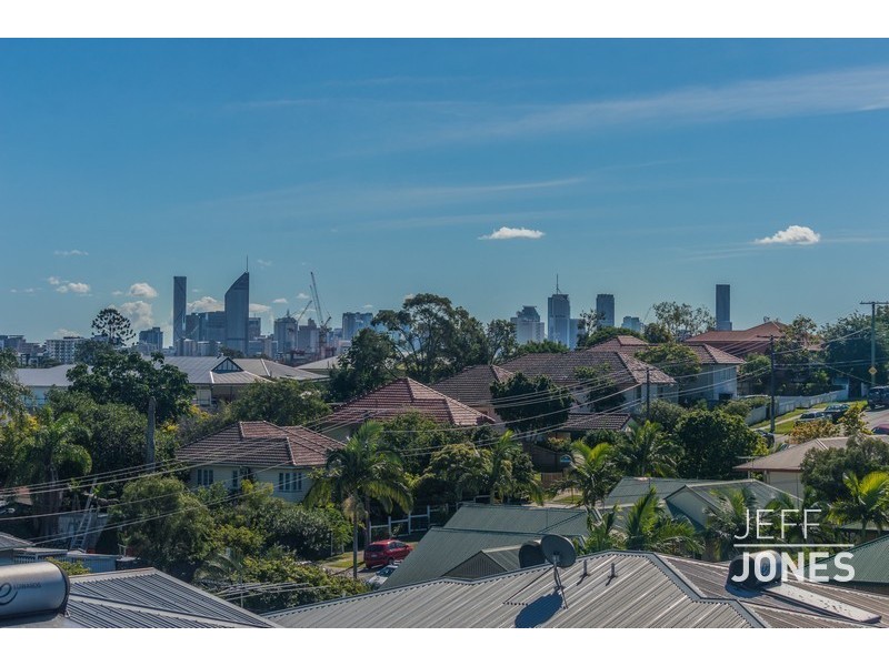61 Hunter Street, Greenslopes QLD 4120