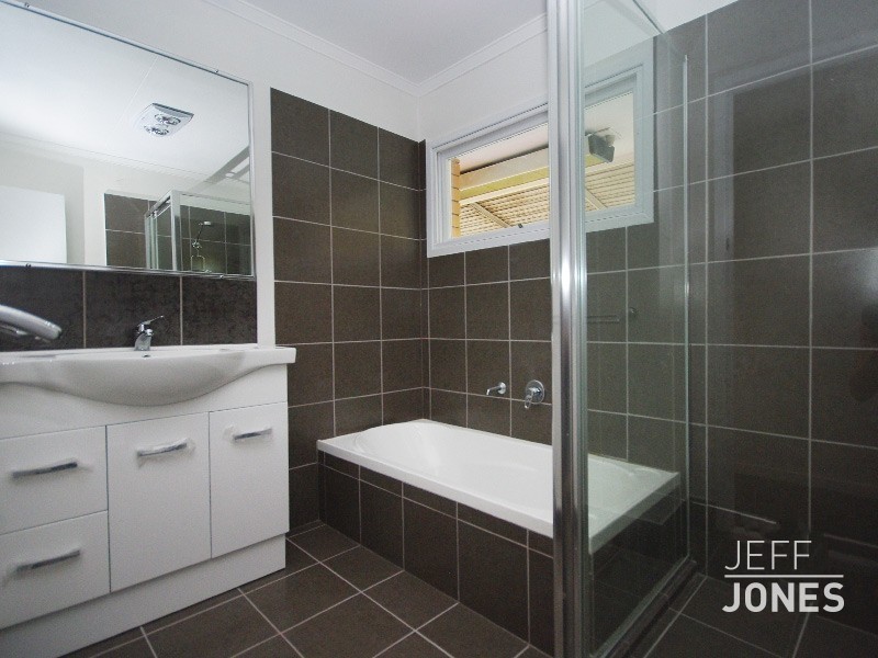 8 Dalgety Street, Mount Gravatt East QLD 4122