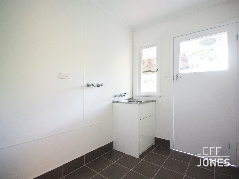 8 Dalgety Street, Mount Gravatt East QLD 4122