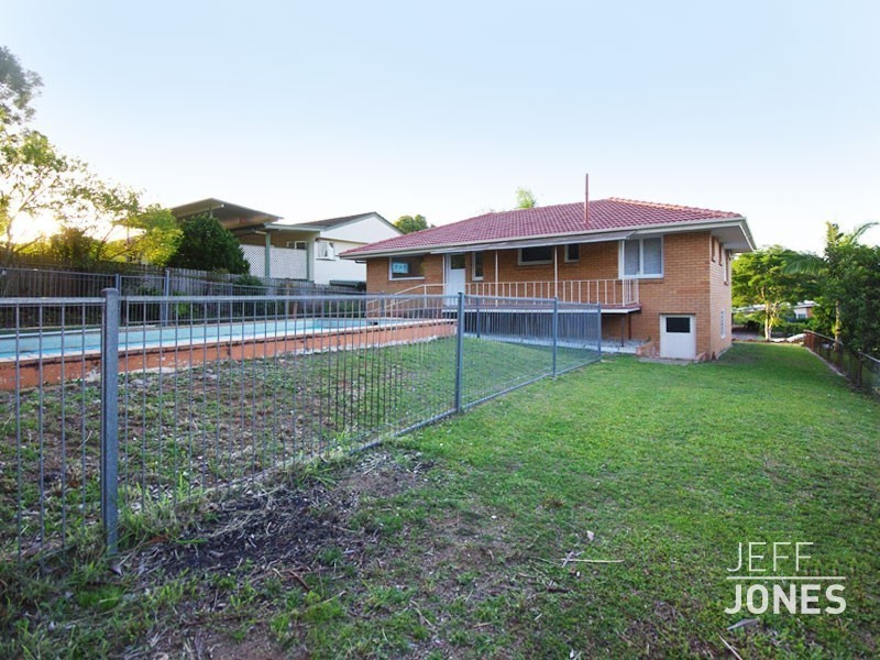 8 Dalgety Street, Mount Gravatt East QLD 4122