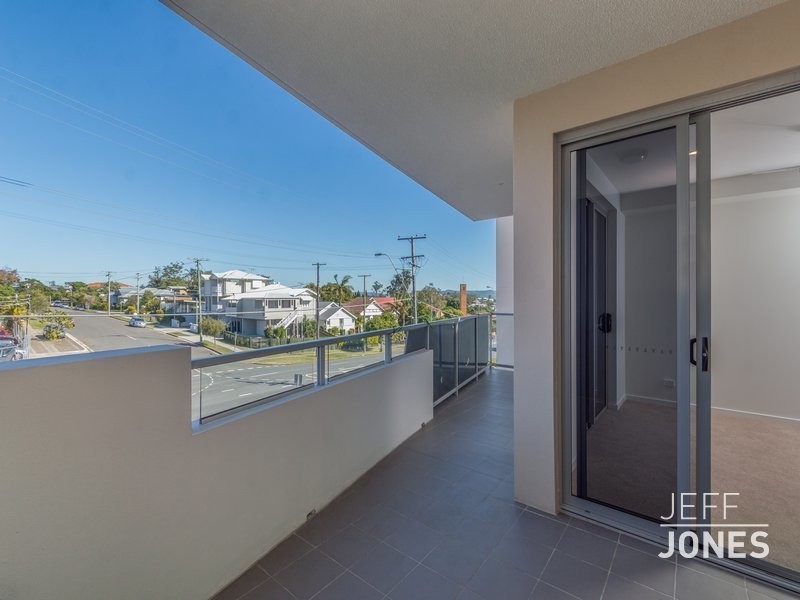 Unit 6 / 902 Logan Road, Holland Park QLD 4121