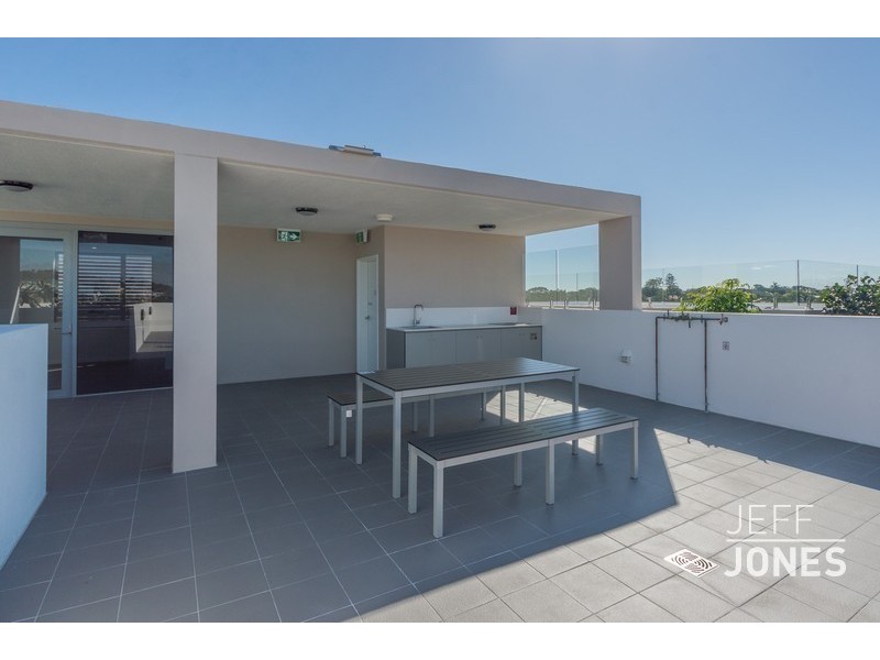 Unit 6 / 902 Logan Road, Holland Park QLD 4121