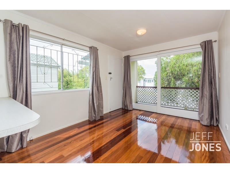 1/99 Cavendish Road, Coorparoo QLD 4151
