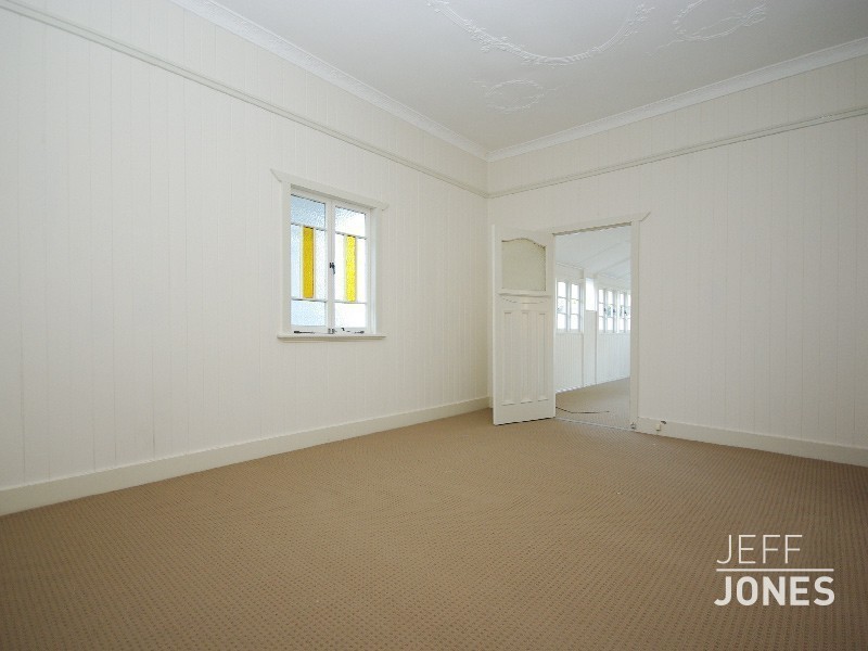 639 Logan Road, Greenslopes QLD 4120