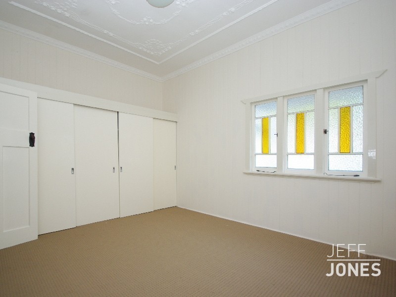 639 Logan Road, Greenslopes QLD 4120