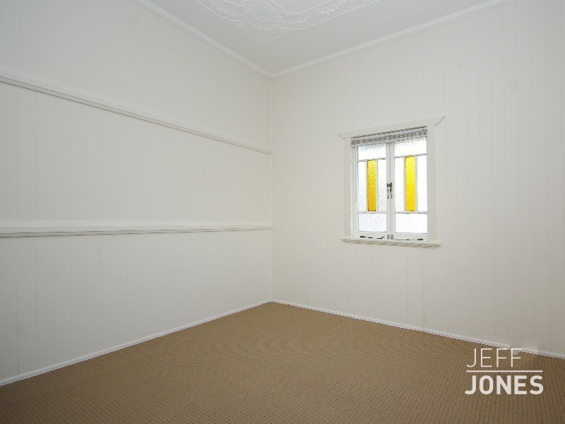 639 Logan Road, Greenslopes QLD 4120