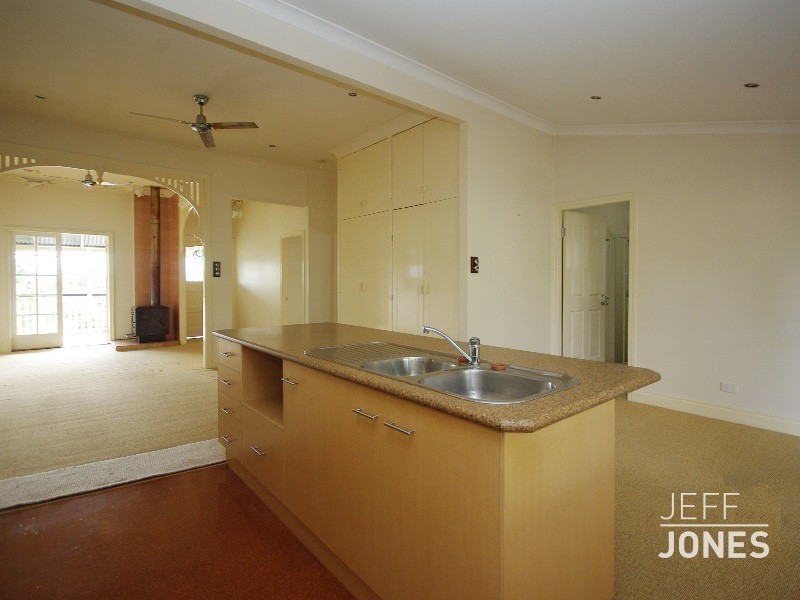 36A Brae Street, Coorparoo QLD 4151