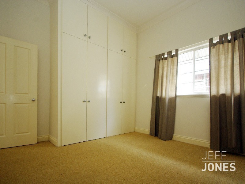 36A Brae Street, Coorparoo QLD 4151