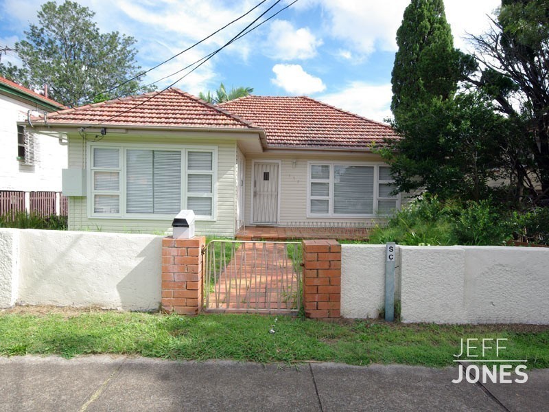 157 Juliette Street, Greenslopes QLD 4120