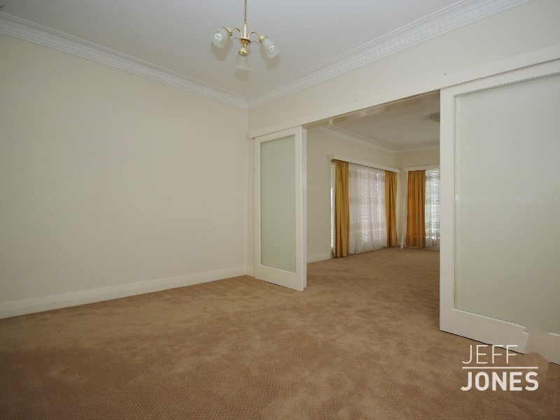157 Juliette Street, Greenslopes QLD 4120