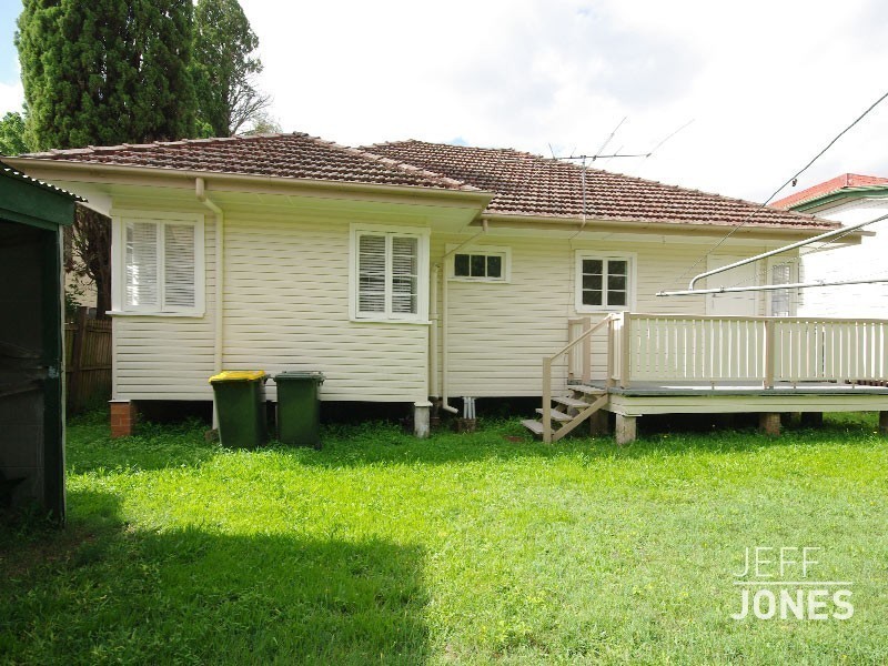 157 Juliette Street, Greenslopes QLD 4120