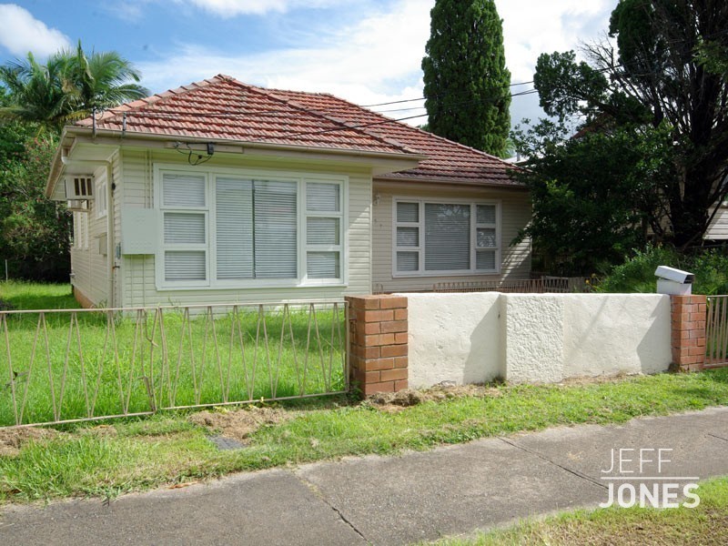157 Juliette Street, Greenslopes QLD 4120