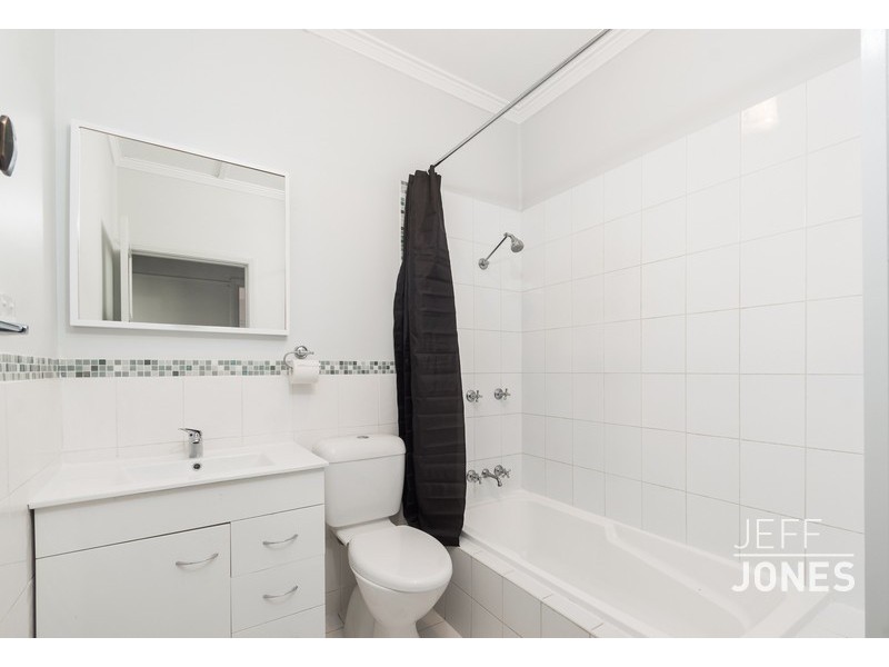 356 Ferguson Road, Norman Park QLD 4170