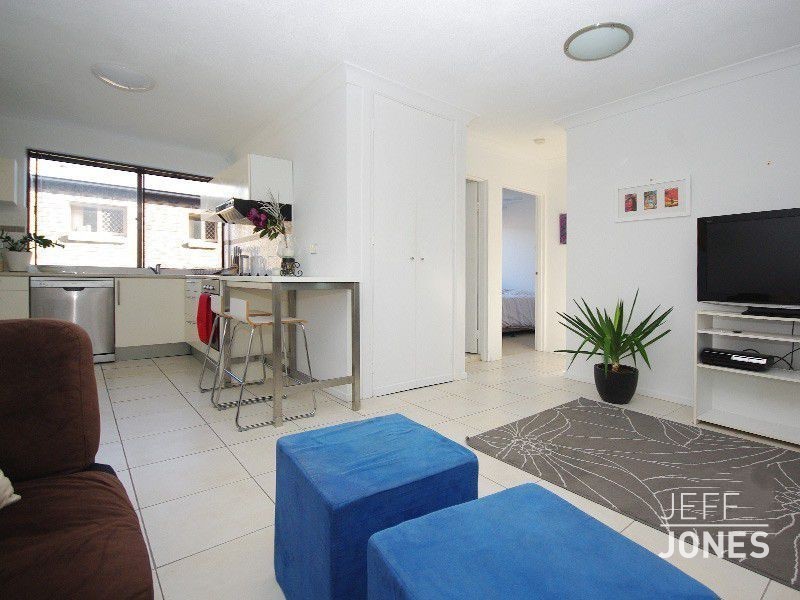 1/65 Jellicoe Street, Coorparoo QLD 4151