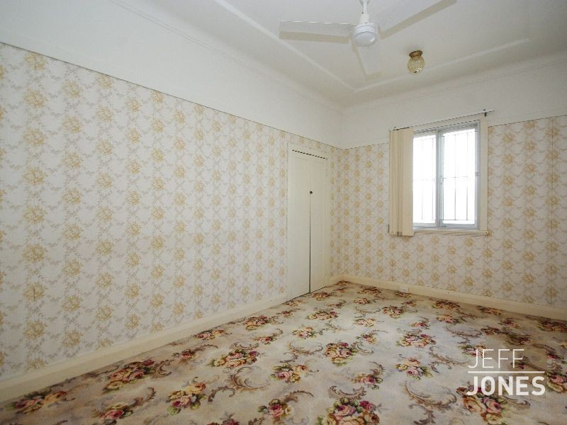 32 Nelson Street, Coorparoo QLD 4151