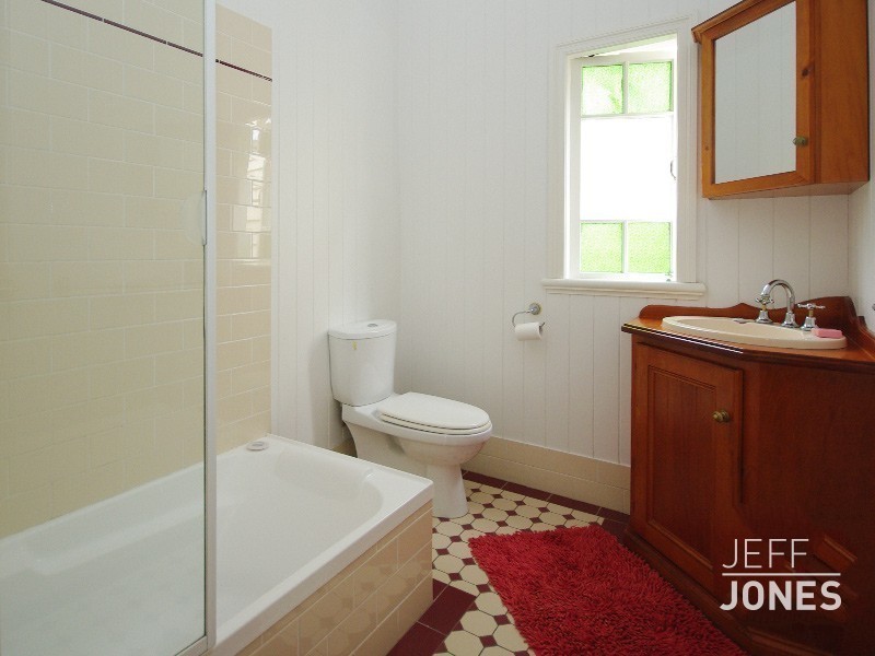 34A Brae Street, Coorparoo QLD 4151