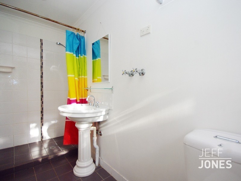 Holland Park QLD 4121