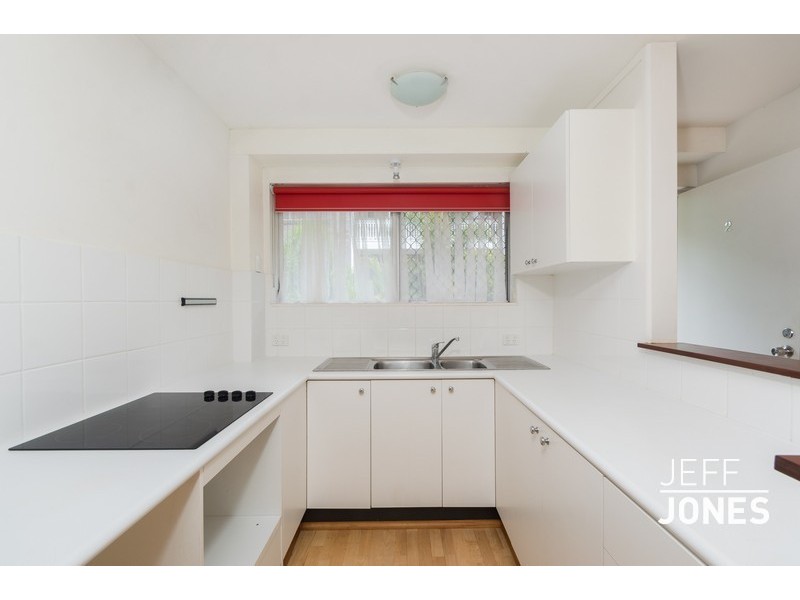 2/29 Weston Street, Coorparoo QLD 4151