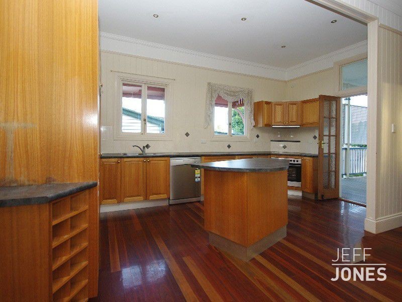 37 Myrtle Street, Woolloongabba QLD 4102