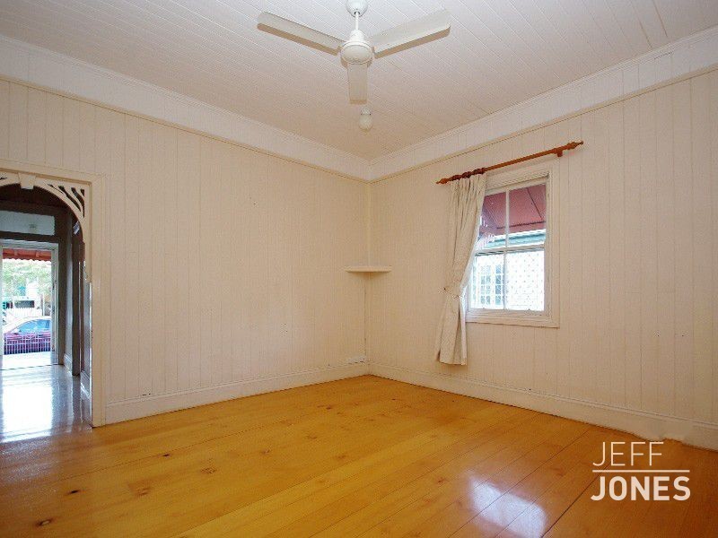 37 Myrtle Street, Woolloongabba QLD 4102