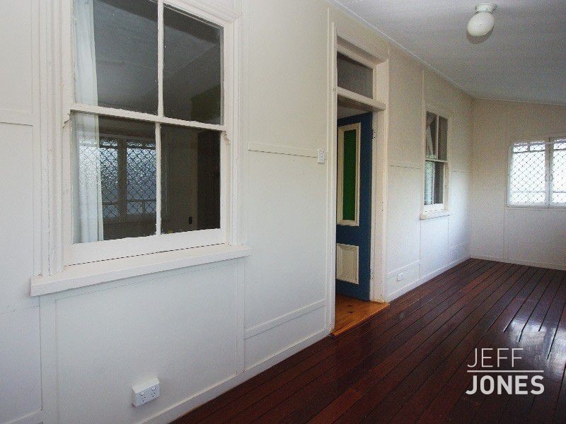 37 Myrtle Street, Woolloongabba QLD 4102