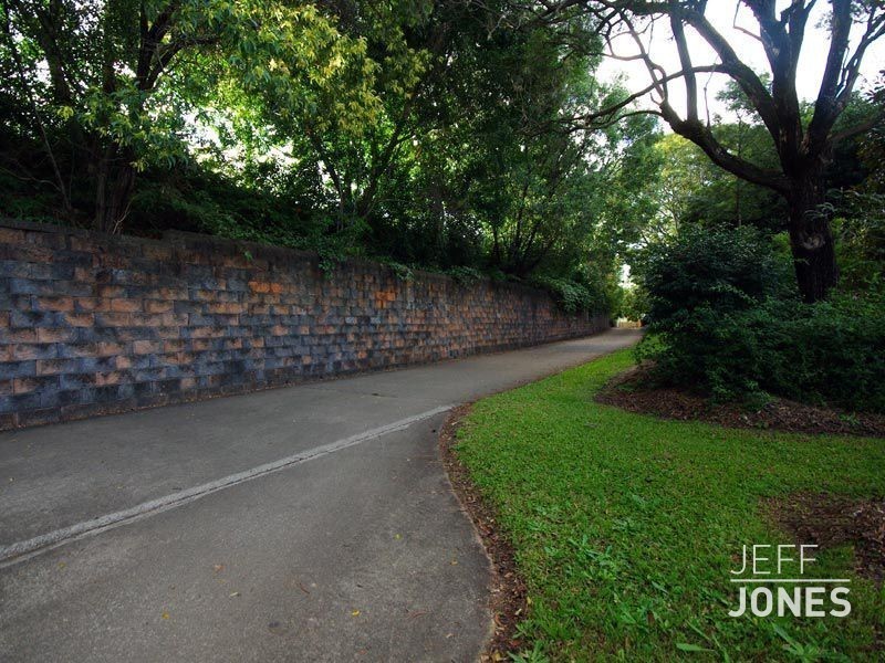 37 Myrtle Street, Woolloongabba QLD 4102