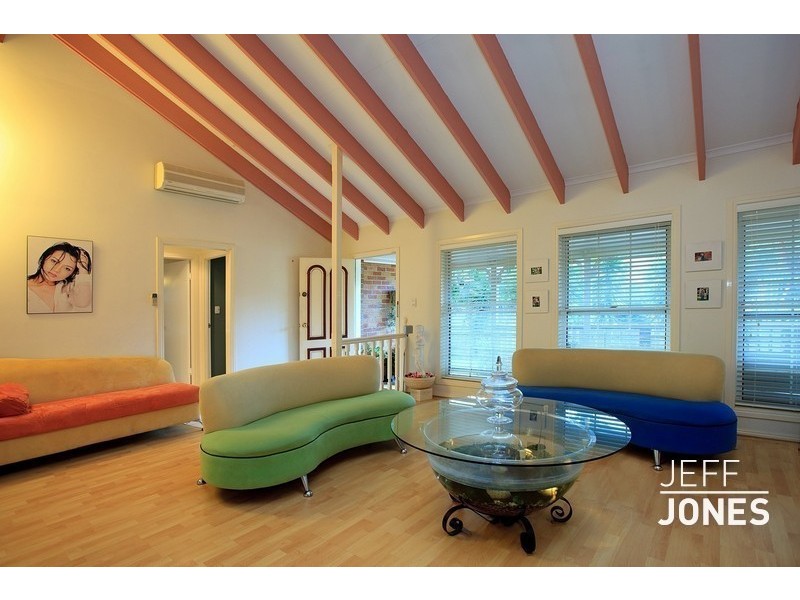 357 Pine Mountain Road, Carindale QLD 4152