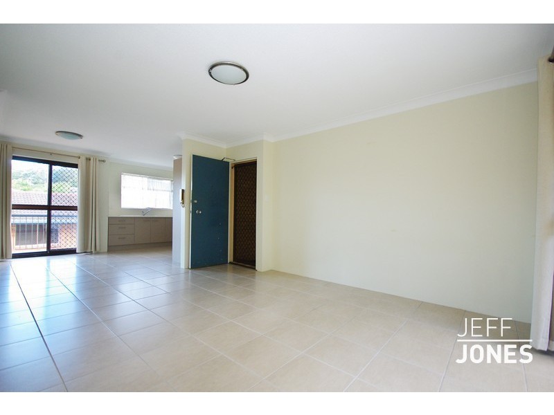 2/58 Peach Street, Greenslopes QLD 4120