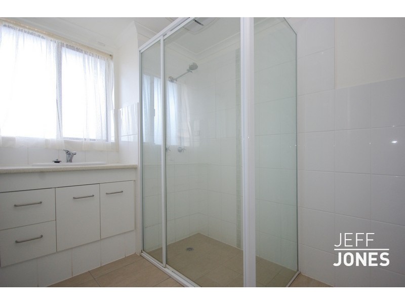 2/58 Peach Street, Greenslopes QLD 4120