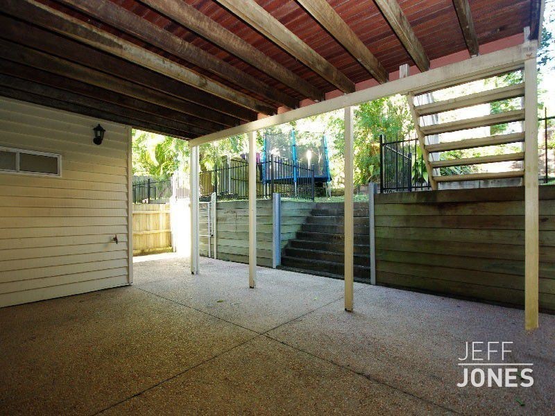 36B Brae Street, Coorparoo QLD 4151