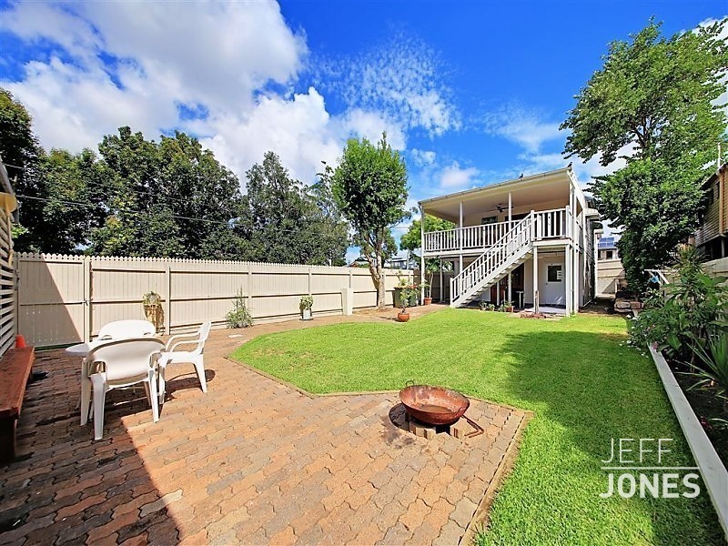 38 Myrtle Street, Woolloongabba QLD 4102