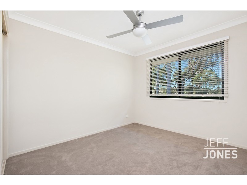 6 O’Connor Crescent, Mansfield QLD 4122