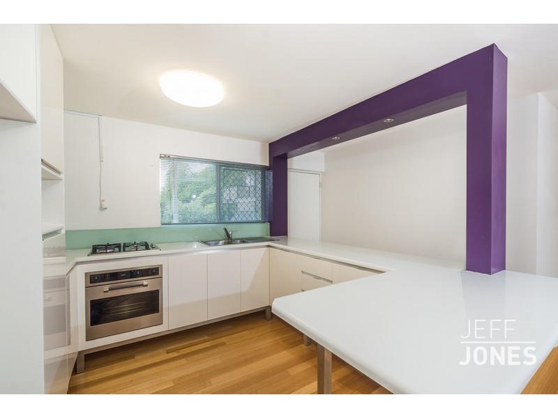 2/54 Peach Street, Greenslopes QLD 4120